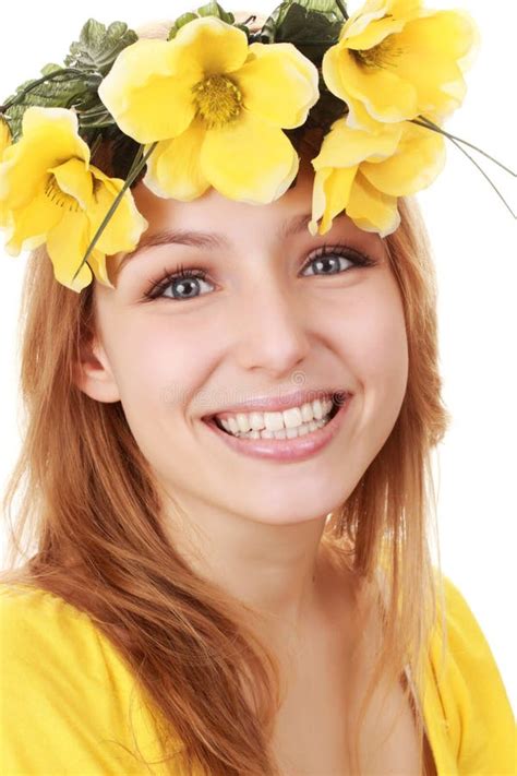 Fille blonde mignonne image stock Image du tête isolement 12353353