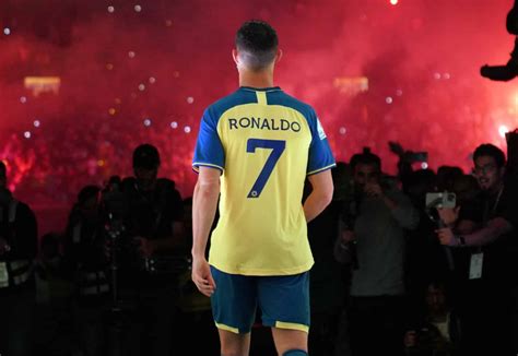 Cristiano Ronaldo Es Oficialmente Presentado Como Jugador Del Al Nassr