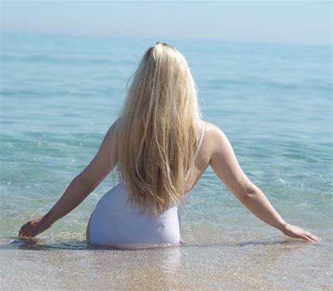 Long Blonde Hair At The Beach Never Tying My Hair Back Even In The