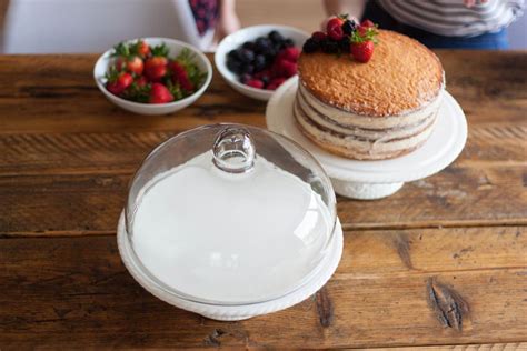 Diy Naked Wedding Cake Tutorial Whimsical Wonderland Weddings