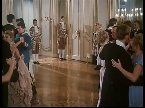 Dulce doncella es follada muy duro después de un valzer XVIDEOS