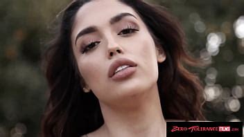 Vanessa Sky Gets Fucked In The Ass Hard Xnxx