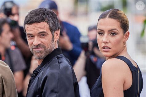 Adèle Exarchopoulos Ultra Sexy Photographe Malicieuse Qui Séclate Devant Romain Duris Au