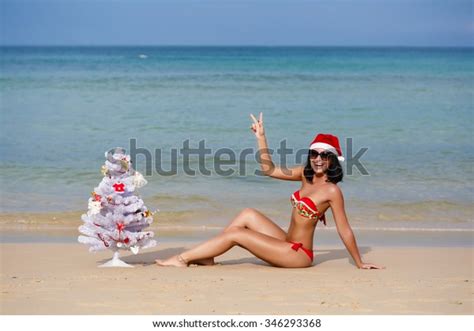 Sexy Girl Santa Bikini On Beach Stock Photo 346293368 Shutterstock