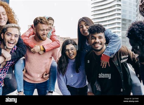 Indian Gay Men Banque De Photographies Et Dimages Haute R Solution Alamy