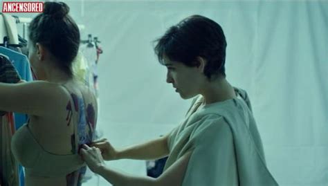 Naked Joy Rieger In The Other Story