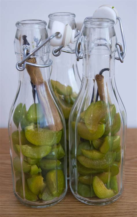 Greengages, cinnamon and vanilla Cognac