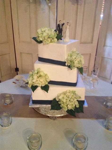 Angled Wedding Cake Wedding Cakes Table Decorations Desserts Food