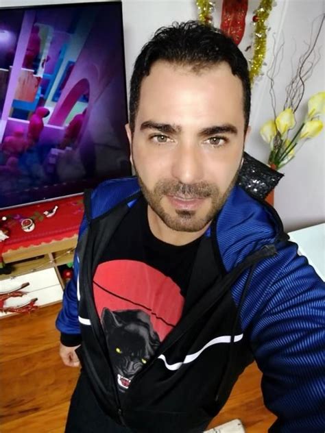 Chat gay para homens gays em busca de encontros relacionamentos câmeras ao vivo vídeos e bate