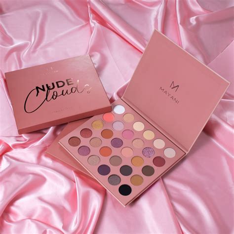 MAYANI палитра сенки за очи Nude Clouds Eyeshadow Palette PINK PANDA