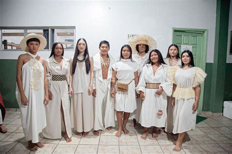 Roupas Da Amazonia - Conheça artistas que levam a moda indígena da Amazônia para o mundo