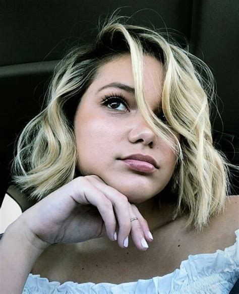 Pin By Faith King Your Fav Milf On People I Wish I Could Be Olivia Holt Hot Blondes Olivia