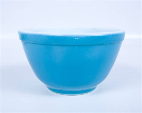 Vintage Blue Pyrex Bowl 401 Mixing Bowl Turqoise Aqua