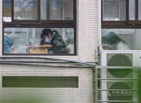 高雄學測考生確診匡列214人 接觸者採檢均陰性 生活 中央社 Cna