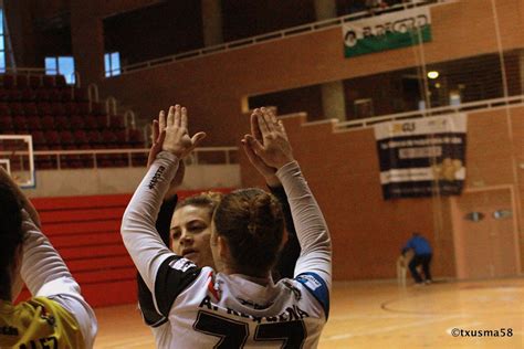 Txusma Presentaci N Del Partido Entre Cbm Femenino Elda Prestigio