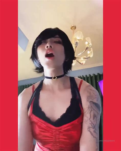 Free Shemale Gets Handjob Porn Videos XHamster