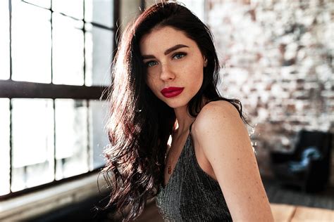 K Indoors Model Long Hair Women Portrait Looking At Viewer Brunette Nadezhda Smetanina