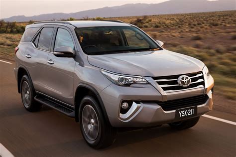 Nhiều mẫu xe hot tại Việt Nam cạn kiệt nguồn hàng