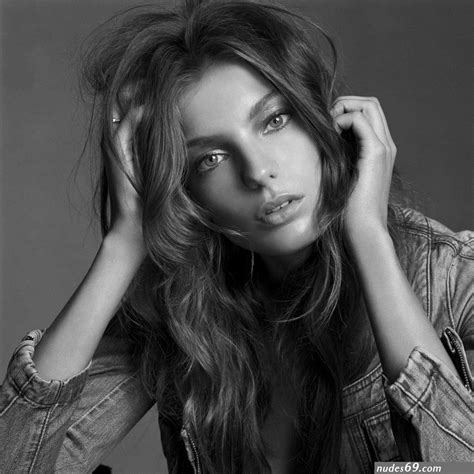 Daria Werbowy Nude Sexy Collection Nudes