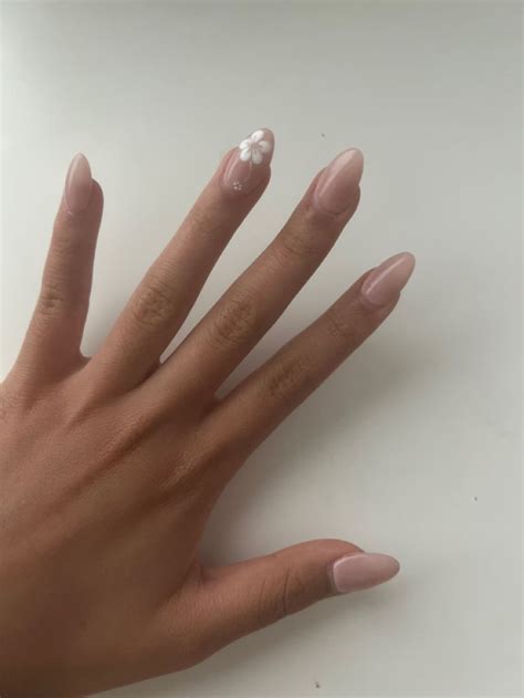 hibiscus hawaii summer nude nails Jel tirnak Tırnak fikirleri Tırnak