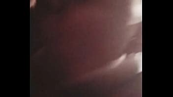 Sucer Sa Grosse Bite Avec De La Glace XVIDEOS