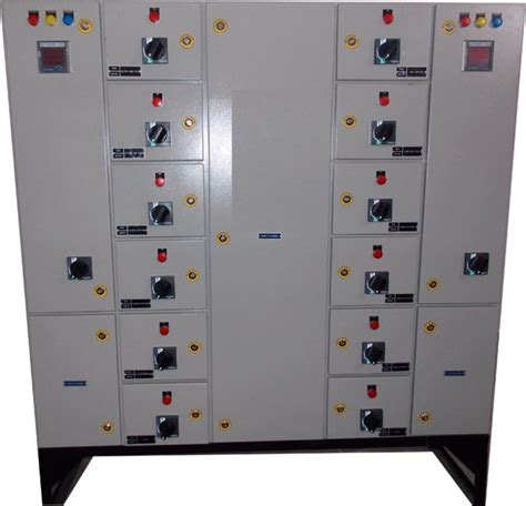 Three Phase V Electric Capacitor Panel For Industrial At Rs