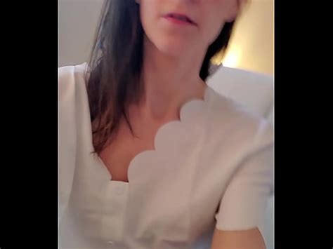 Hotwife Et Milf Malinda Au Travail Se Doigte Xvideos