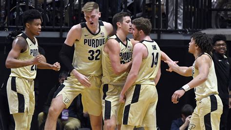 Purdue men's basketball returns to Associated Press poll at No. 17