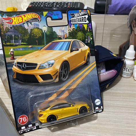 Hot Wheels Premium Mercedes Benz C AMG Toys Collectibles Mainan Di Carousell