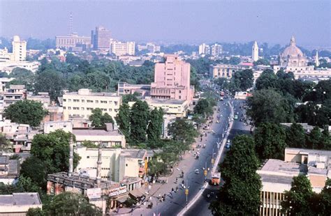 Lucknow - The City of Nawabs: Lucknow in 1976