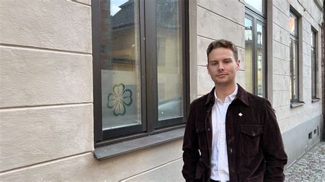 Motion To Discuss Age Limits For Online Porn Radio Sweden Sveriges Radio