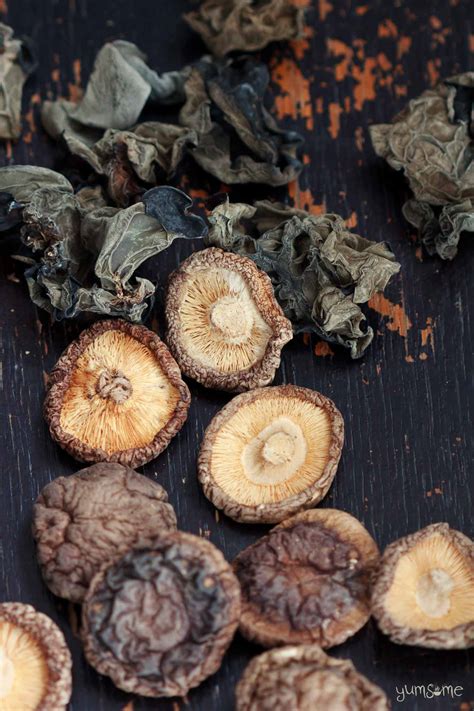 Simple Asian-Style Mushrooms With Ginger | yumsome