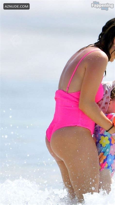 Lydia Bright Sexy Shows Off Her Beautiful Figure Wearing A Hot Pink Swimsuit At The Beach With