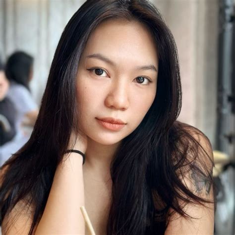 Cloud Babe Threads Say More