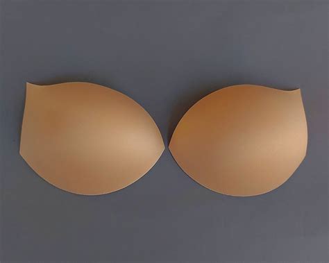 High Quality Nude Foam Bra Inserts Pads Push Up Molded Bra Cups Lingerie Dance Costume Dresses