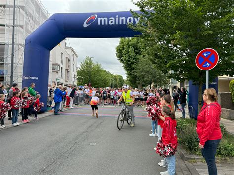 Start Km Lauf Und Km Staffel Eschathlon