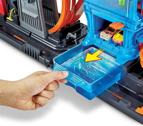 Lava R Pido Ataque Extremo Hot Wheels Gigitoys