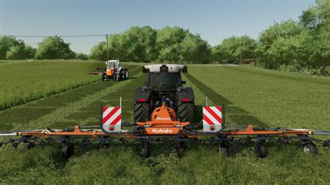 LS22 Kubota Geräte Pack v 1 0 Pressen Pflüge Grubber Eggen