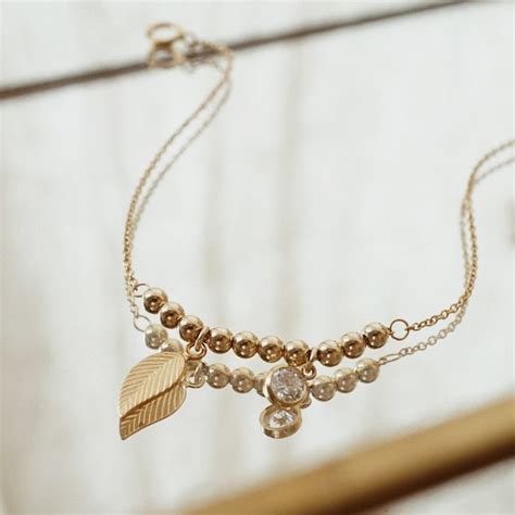 LADA BRACELET S A T E L L I T E