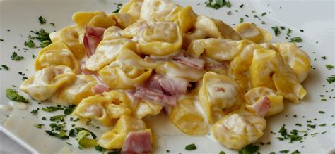 Тортеллини с сыром: рецепт пасты с начинкой — Шуба