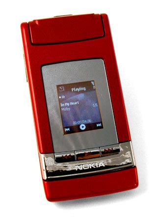 Nokia N76