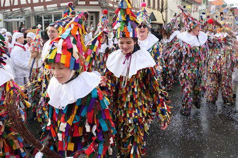 Narren L Uten Hei E Phase Der Fastnacht Ein Startseite Rnz De Rhein