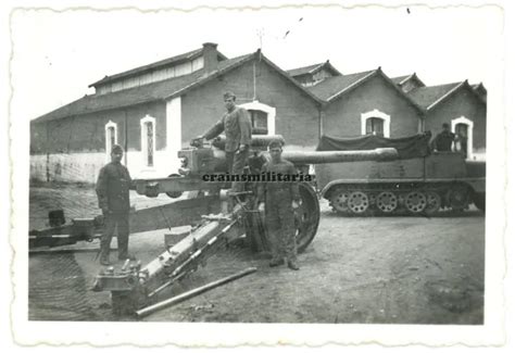 Orig Foto Artillerie Gesch Tz Halbkette Sdkfz In Kaserne Beaune