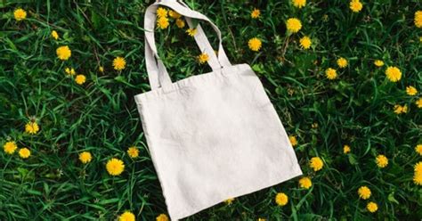 8 Ways To Utilize Branded Tote Bags for Marketing Campaigns