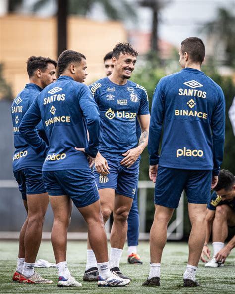 Santos Faz Penúltimo Treino Antes De Enfrentar O Ituano Pela Série B