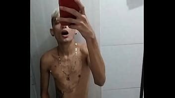 Batendo Punheta No Banheiro Depois Do Jogo De Futebol Xvideos