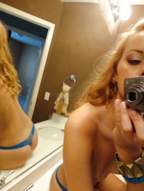 Hot Babe Jessie Rogers Slipping Off Her Clothes And Picturing Herself PornPics