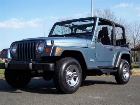 1999 Jeep Wrangler Data, Info and Specs | GTCarLot.com