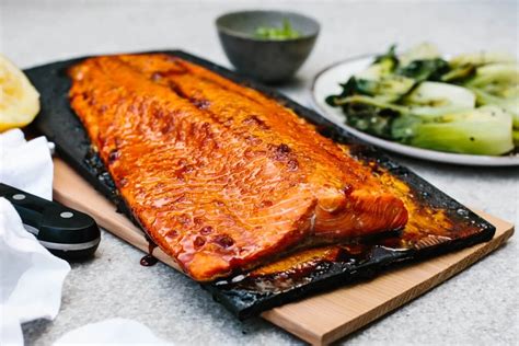 how to cook cedar plank salmon