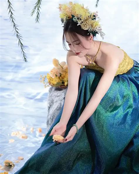 T Ng H P Nh Th Nhung M C Bikini Sexy M I Nh T Hi N Nay